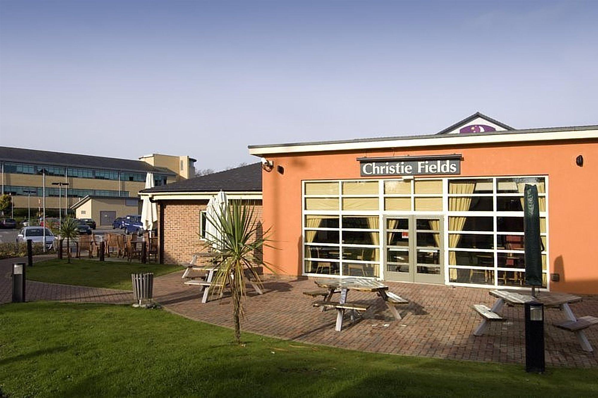 Premier Inn Manchester West Didsbury Ngoại thất bức ảnh