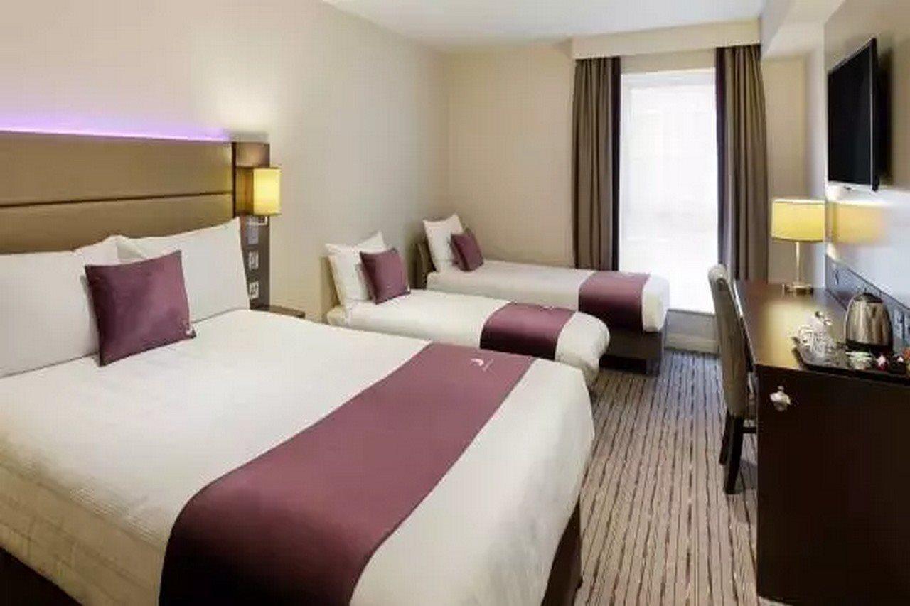 Premier Inn Manchester West Didsbury Ngoại thất bức ảnh